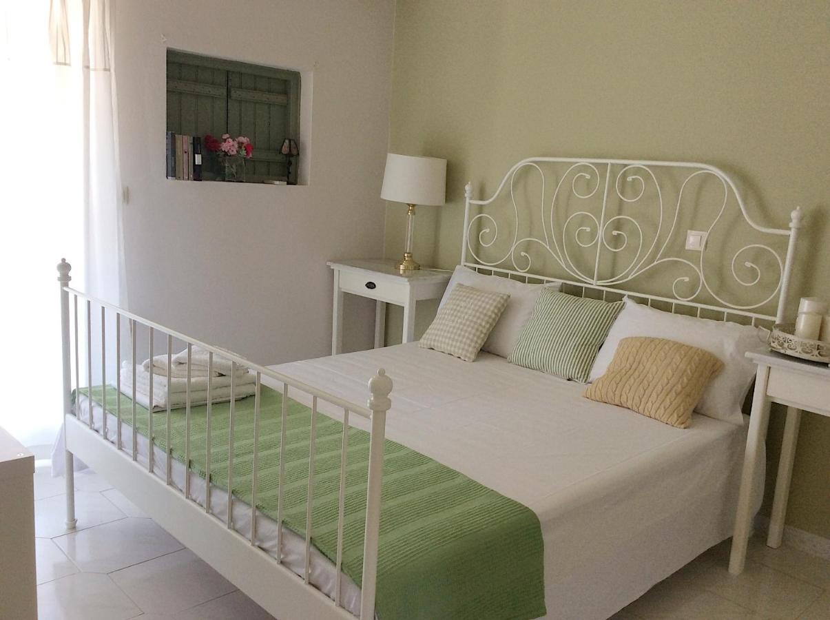 Kefalonia Apartments - Marias Studios - 2 Bedroom Apartment In Orchard, Spartia Екстериор снимка